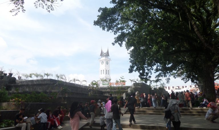 Read more about the article What to do and see in Bukittinggi