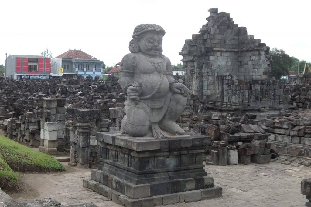 Dvarapala statue, Candi Sewu, Jawa