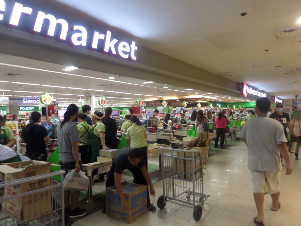 Supermarket Cebu COVID-19