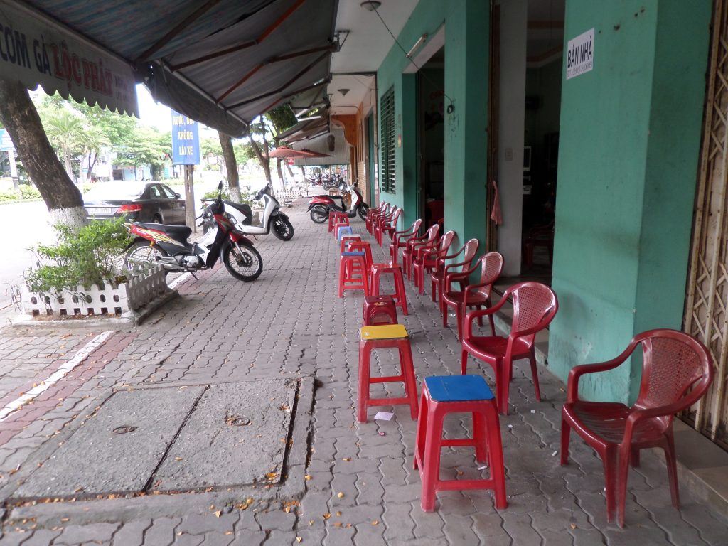 Da Nang street cafe