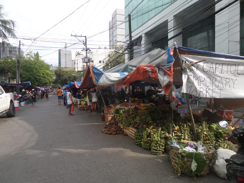 Cebu Capitol temporary market COVID-19
